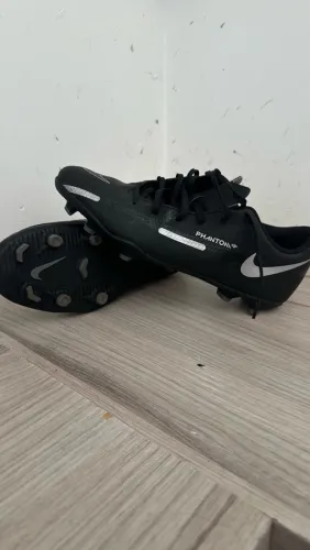 Chuteira Nike de campo
