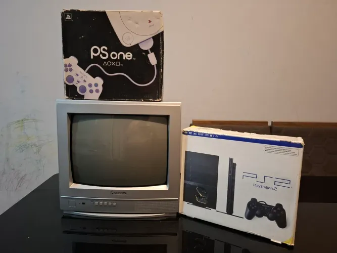 PLAYSTATION 1 E 2 