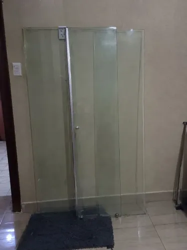 Box de banheiro de vidro