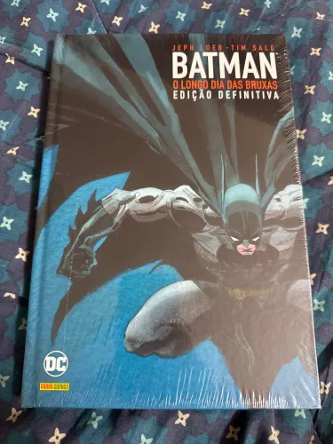 Batman: O Longo Dia Das Bruxas - Edição Definitiva - HQ (Lacrado)