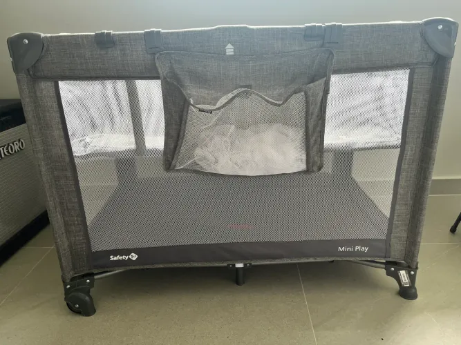 Berço Mini Play Safety 1st