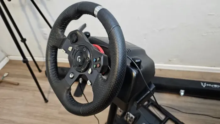 Logitech G29 Driving Force + Suporte - Usado