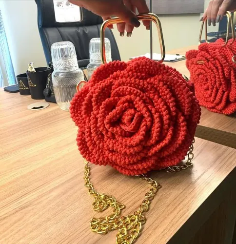 Bolsa flor em fio nautico
