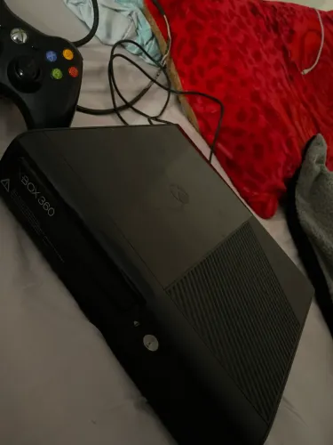 XBOX 360 SUPER SLIM DESBLOQUEADO RGH