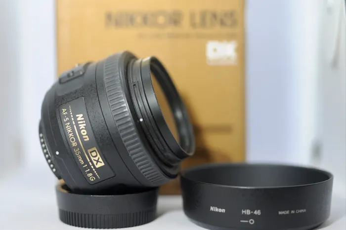 Nikon 35mm 1.8 DX