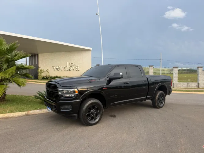 Ram 2500 Laram. 6.7 Night ED. TB CD 4X4 DIE 2020