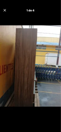 Vendo três expositores de pães em ótimo estado 