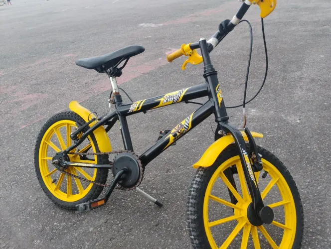 Vende se ou troca por uma maior