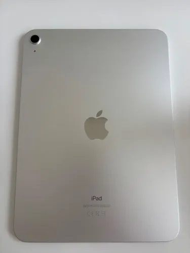 iPad 10ª Geração 64GB Wi-Fi + Apple Pencil + Teclado Logitech | Excelente Estado