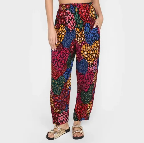 Calça cropped Farm "corações coloridos" M/G