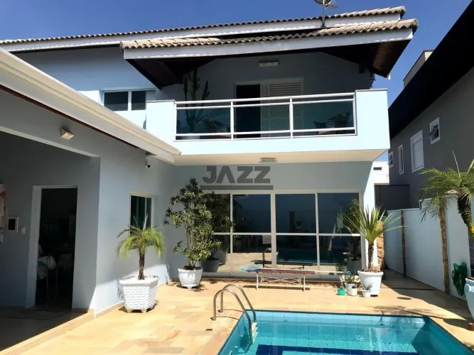 Casa à venda e para alugar em Condomínio com 3 Suítes, Piscina e Área Gourmet Completa