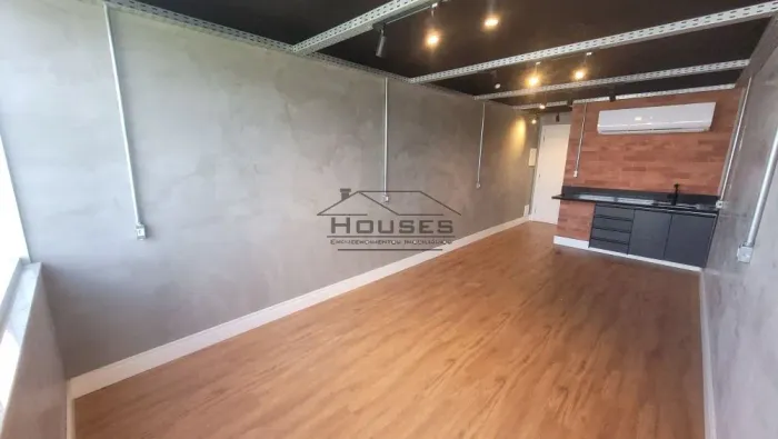 Conjunto Comercial/Sala à venda ou para alugar em Rio de Janeiro