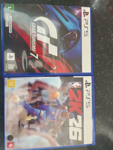 Jogos de ps5 gran turismo 7 e NBA 2k26
