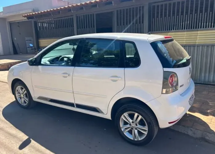 Volkswagen Polo Sportline 1.6 MI Total Flex 8V 5P 2012