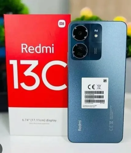 Xiaomi Redmi 13C 256 GB 8 Ram com defeito