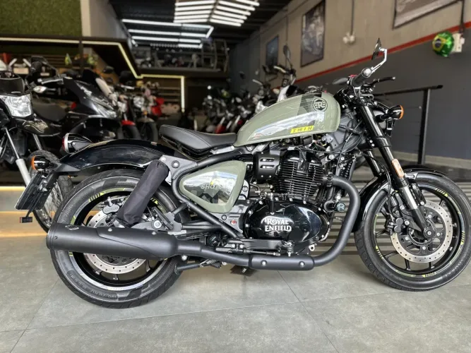 ROYAL ENFIELD SHOTGUN 650 2026 - BAIXISSIMO KM / COM ACESSÓRIOS BOBBER