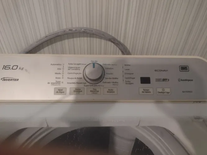 Máquina de lavar 16 quilos.