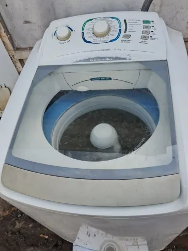 Máquina de lavar roupas