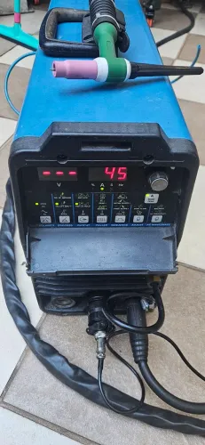 Máquina de Solda Tig AC DC Miller Dynasty 200 Solda Alumínio e todos Materiais Metálicos