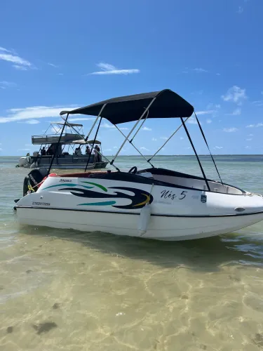 Lancha Stix 16 pés motor 4T Mercury toda revisada, nada para fazer, só curtir o verão