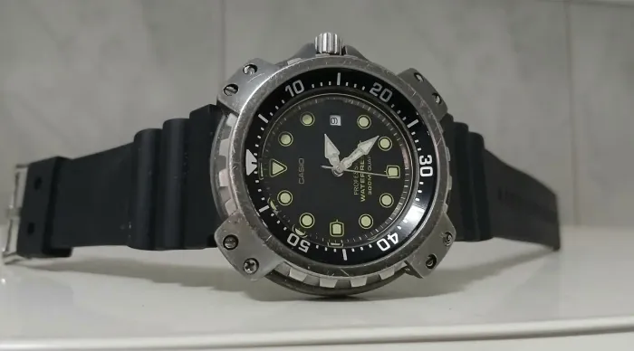 Raridade relógio antigo Casio diver 300m japan década de 1980, exemplar de coleção.