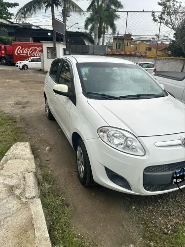 Fiat Palio Attractive 1.0 EVO Fire Flex 8V 5P 2016