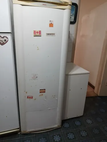 Vendo Freezer Bosch 320 litros