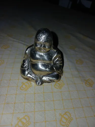 Buda de bronze antigo pequeno 