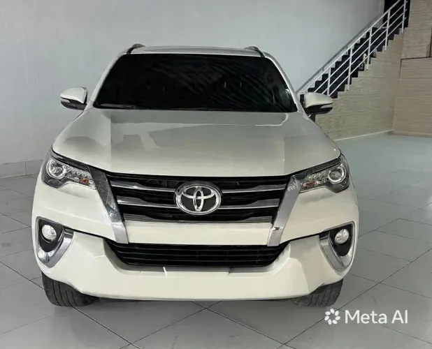 Toyota Hilux SW4 SRX 4X4 2.8 TDI 16V Dies. Aut. 2016