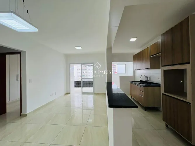 Apartamento à venda na Guilhermina, Praia Grande, com 2 dorms (1 suíte)