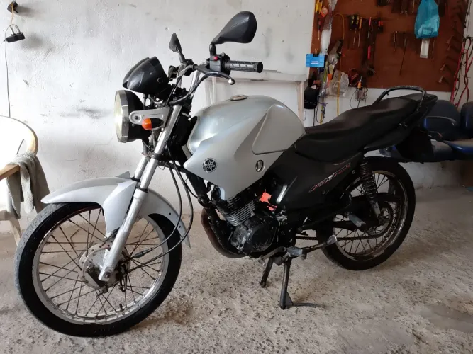 YBR 125 Yamaha 