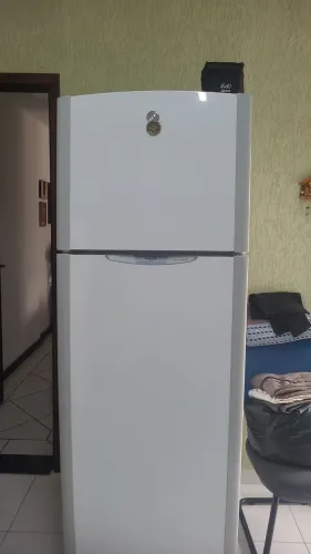 Geladeira GE Branca