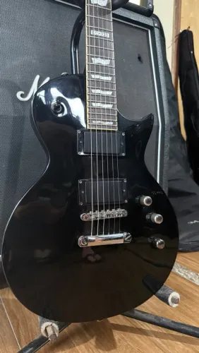 Guitarra LTD EC330 Tarraxas Gotoh les paul captadores ativos ESP