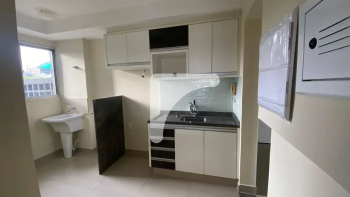 Apartamento com 3 dormitórios à venda, 69 m² por R$ 320.000,00 - Edifício Residencial Tapu