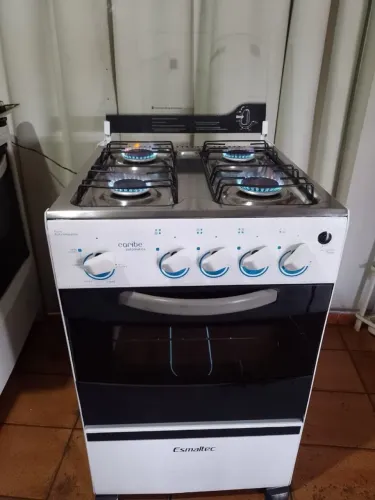 Fogão Esmaltec 4 bocas acendimento elétrico