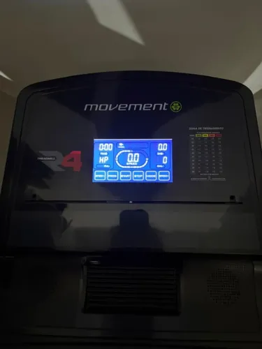 ESTEIRA ELÉTRICA MOVIMENT R4 - SEMINOVA - R$ 2.800,00
