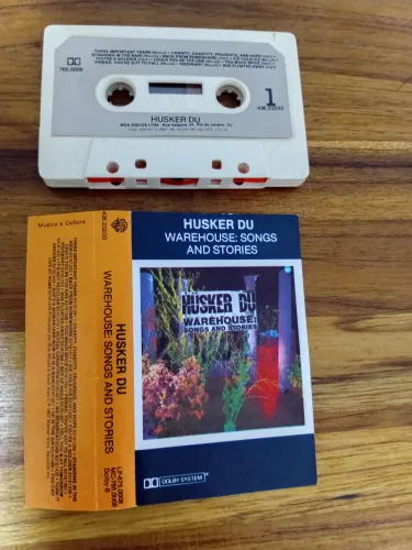 Fita K7 Hüsker Dü - Warehouse SongsxAnd Stories. Lançada em 1987. Em ótimo estado