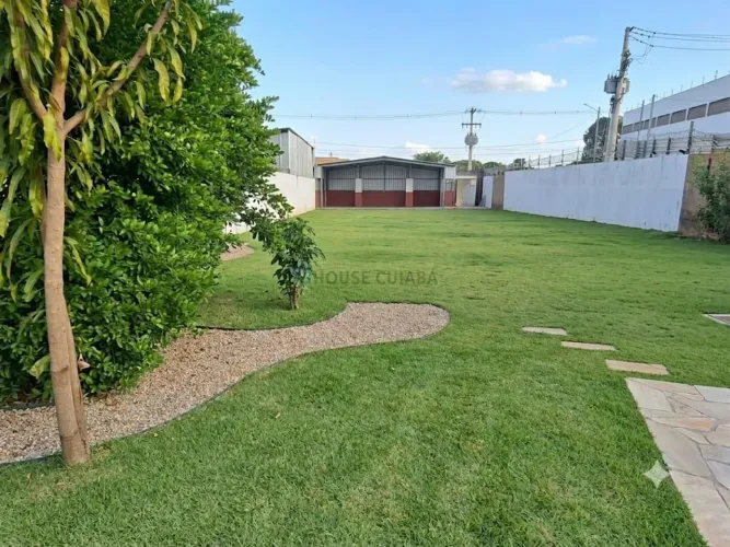 Terreno de esquina jardim Cuiabá