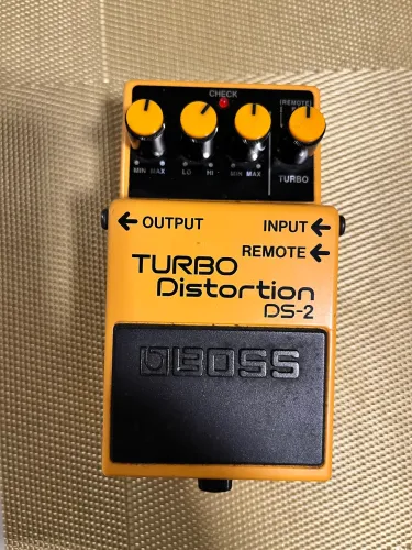 Pedal Boss Distortion Turbo Drive Ds-2