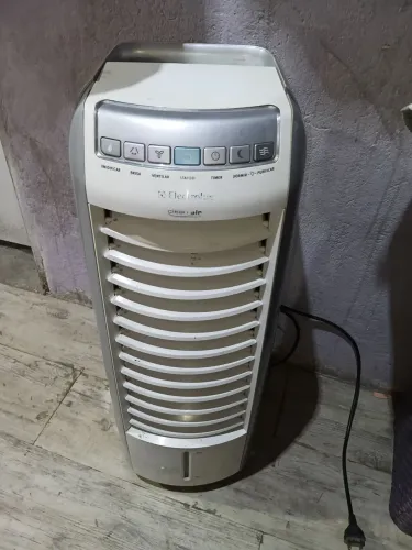 Vendo Cliimatizador de Ar