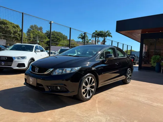 Honda Civic Sedan LXR 2.0 Flexone 16V Aut. 4P 2016