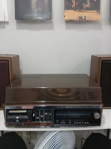 Som 3 em 1 Sony. De 1972