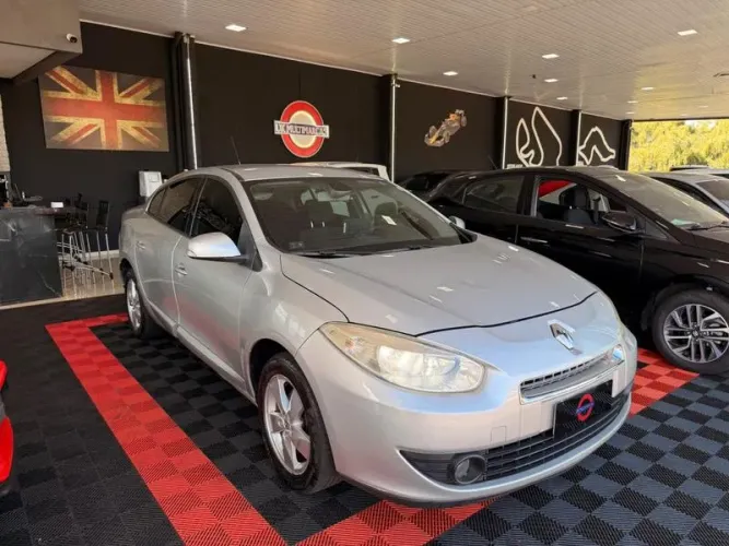 Renault Fluence Sed. Dynamique 2.0 16V Flex Aut. 2012