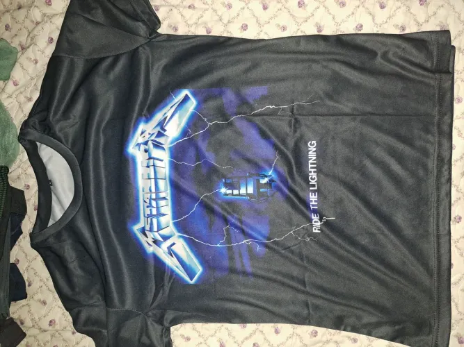 Camisa Metalica