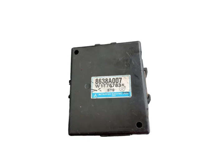 Módulo Central Pajero Full 3.8 2008 8638a007