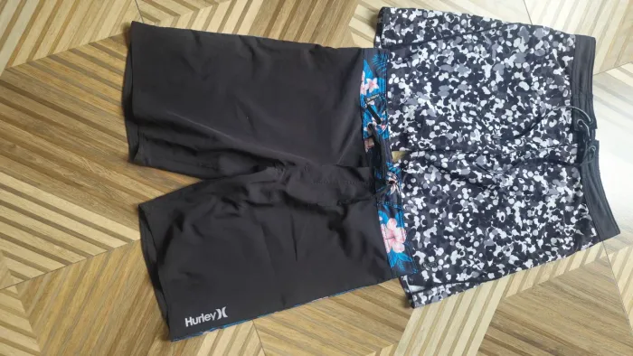 2 bermudas tam 40 hurley e clean e jerk store