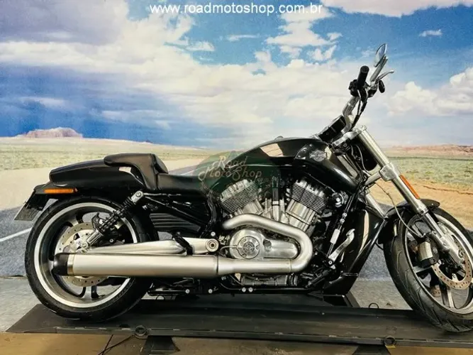 HARLEY DAVIDSON VRSCF Muscle -Preta -2015- 9.548Km