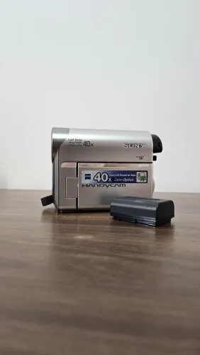Filmadora Sony Handycam DCR-HC52 MiniDV + Bateria