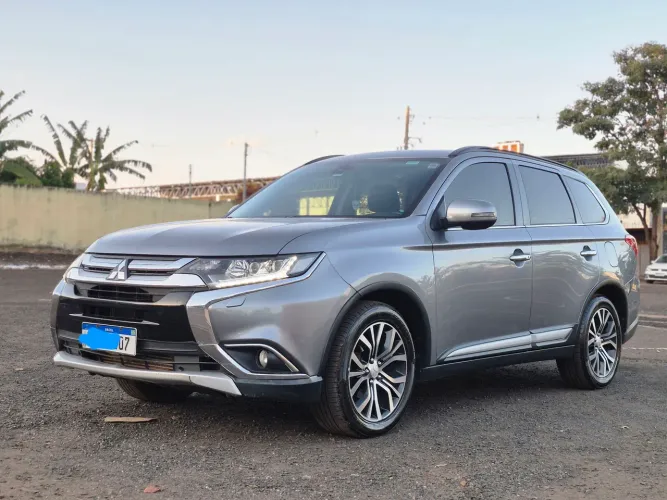 Mitsubishi Outlander 2.2 165cv Diesel Aut. 2016