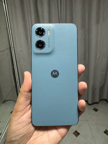 Celular novo moto G 05